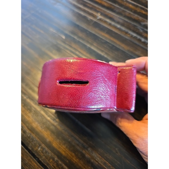 VINTAGE LEATHER EMBOSSED FISH BANK - Picture 2 of 6